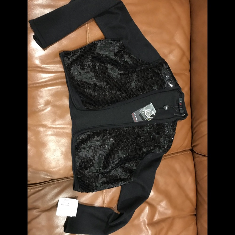 Sequenced cropped sweater NWT